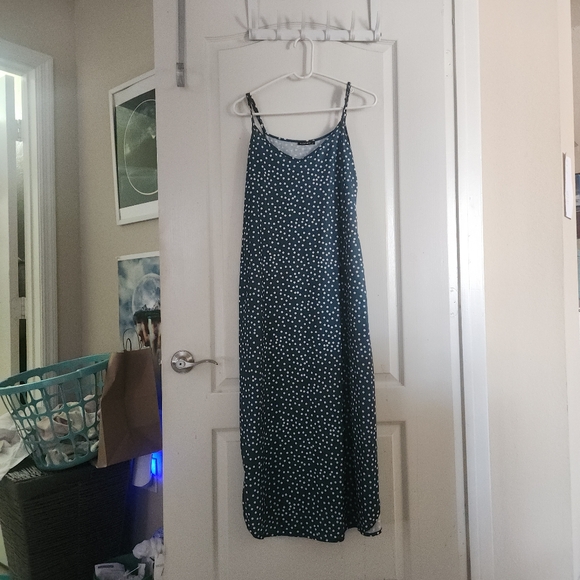 HUSKARY Women's Summer Casual Sleeveless V Neck Strappy Split Dress Beach M - Picture 3 of 3